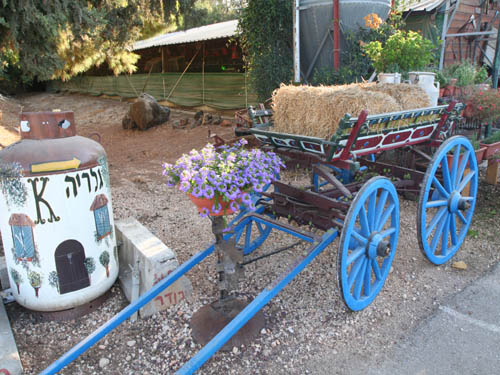 קפה%20גלריה%20K%20%20-%20ריהוט%20עתיק%20,%20משמר%20הירדן